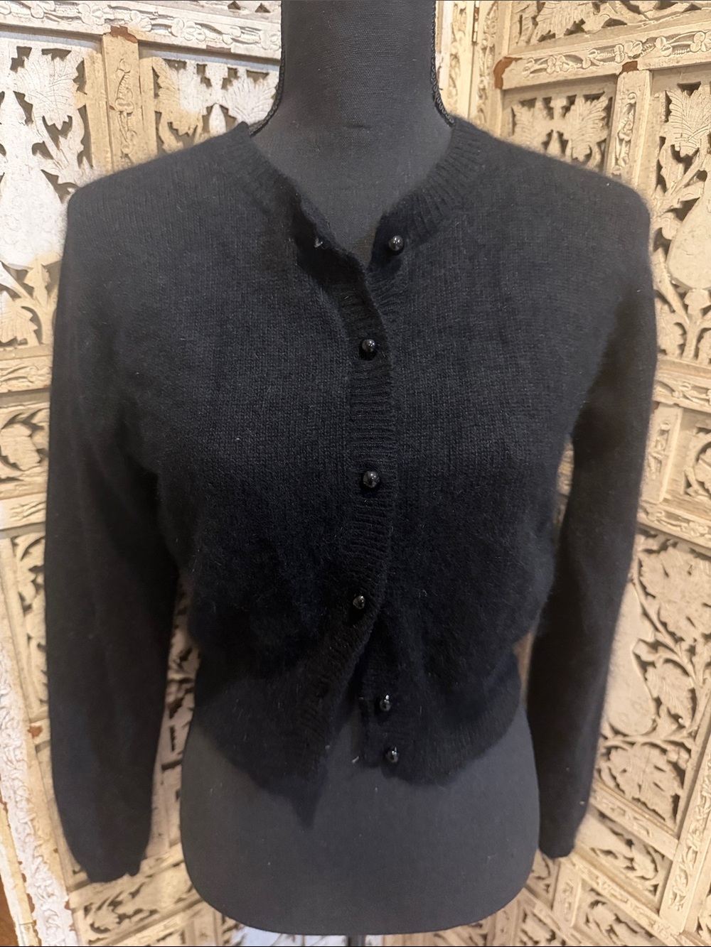 Carolyn Taylor Black Cropped Crewneck Button Cardigan Angora rabbit hair blend